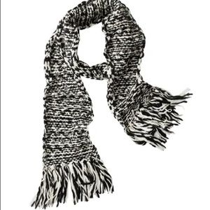 Isabel Marant pour H&M wool scarf